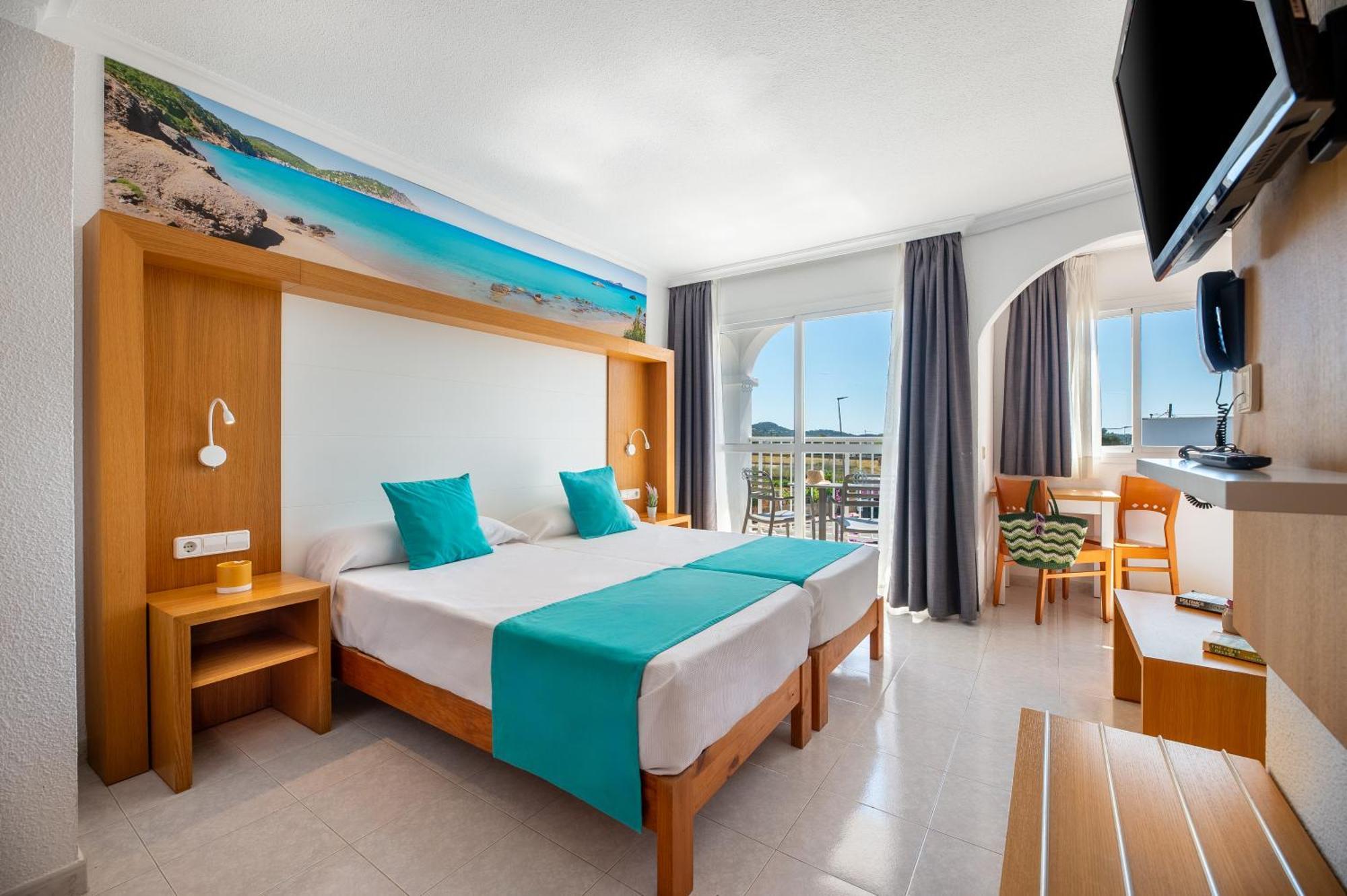 Hotel Apartamentos Vibra San Marino San Antonio  Bagian luar foto